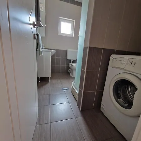 Dorotea - Apartment Jezera